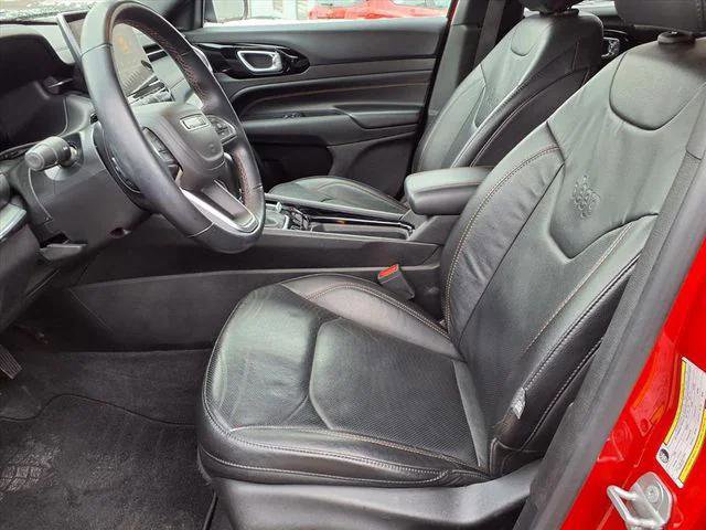 Certified 2022 Jeep Compass Limited w/ (RED) Package image 15