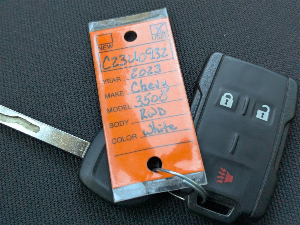 Used 2023 Chevrolet Silverado 3500 W/T image 19