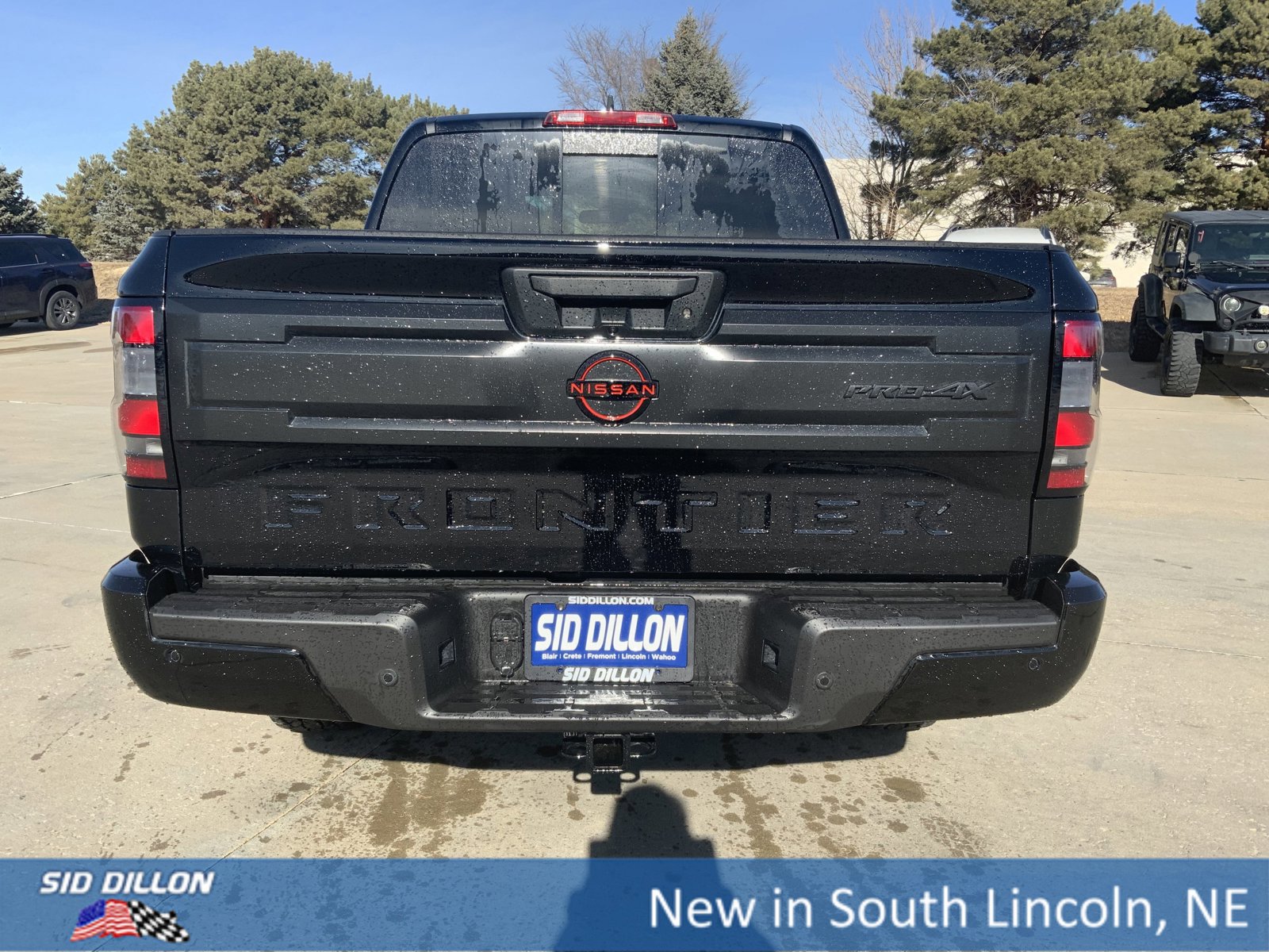 New 2026 Nissan Frontier PRO-4X w/ Pro-4x Convenience Package image 4