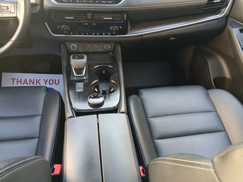 Used 2021 Nissan Rogue SL w/ Premium Package image 11