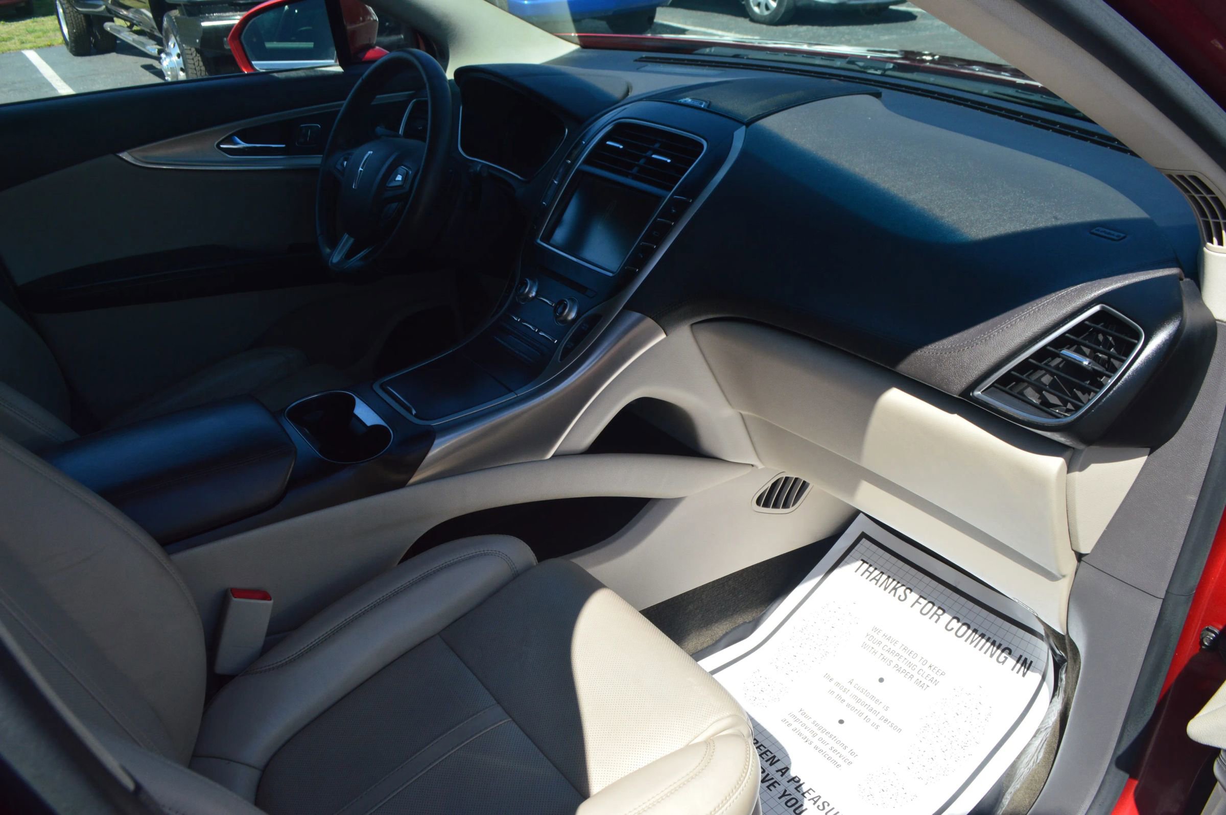 Used 2016 Lincoln MKX Reserve w/ Technology Package image 22