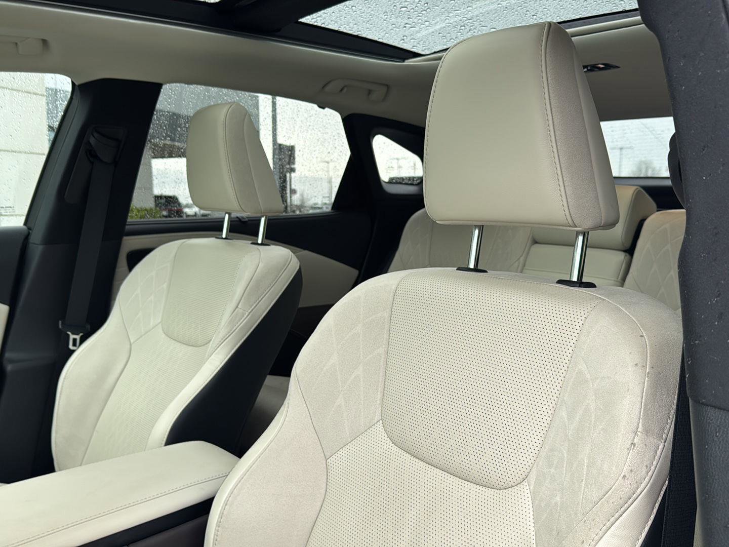 Used 2023 Lexus RX 350 w/ Accessory Package (Z1) image 26