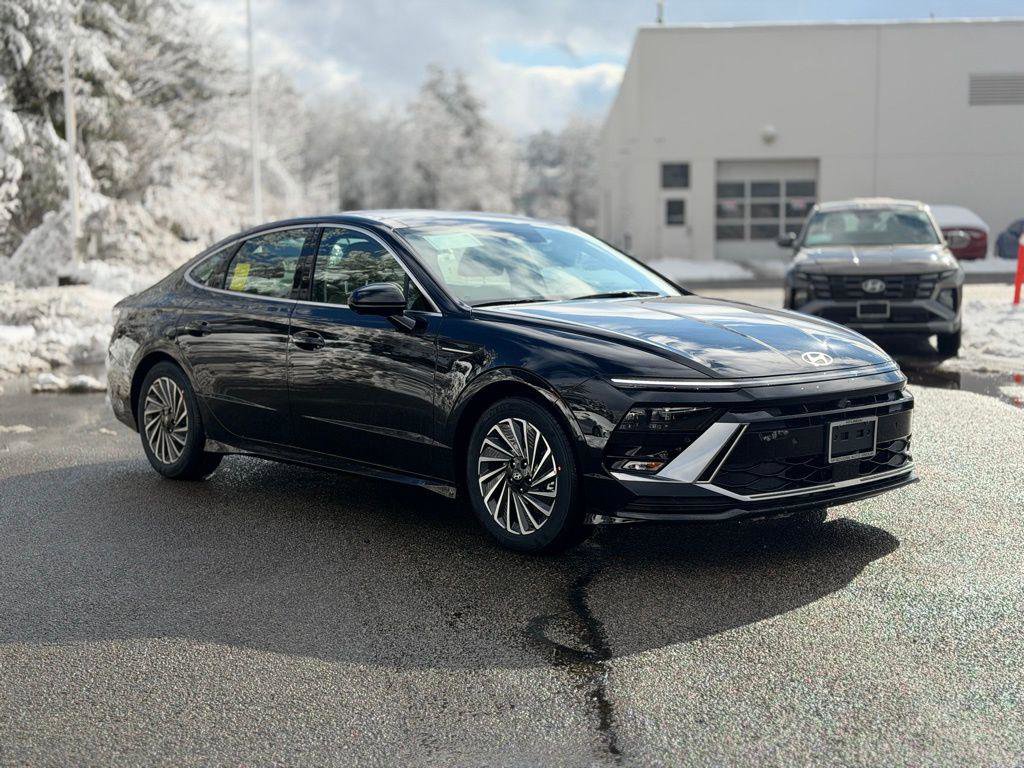 New 2026 Hyundai Sonata Limited image 8