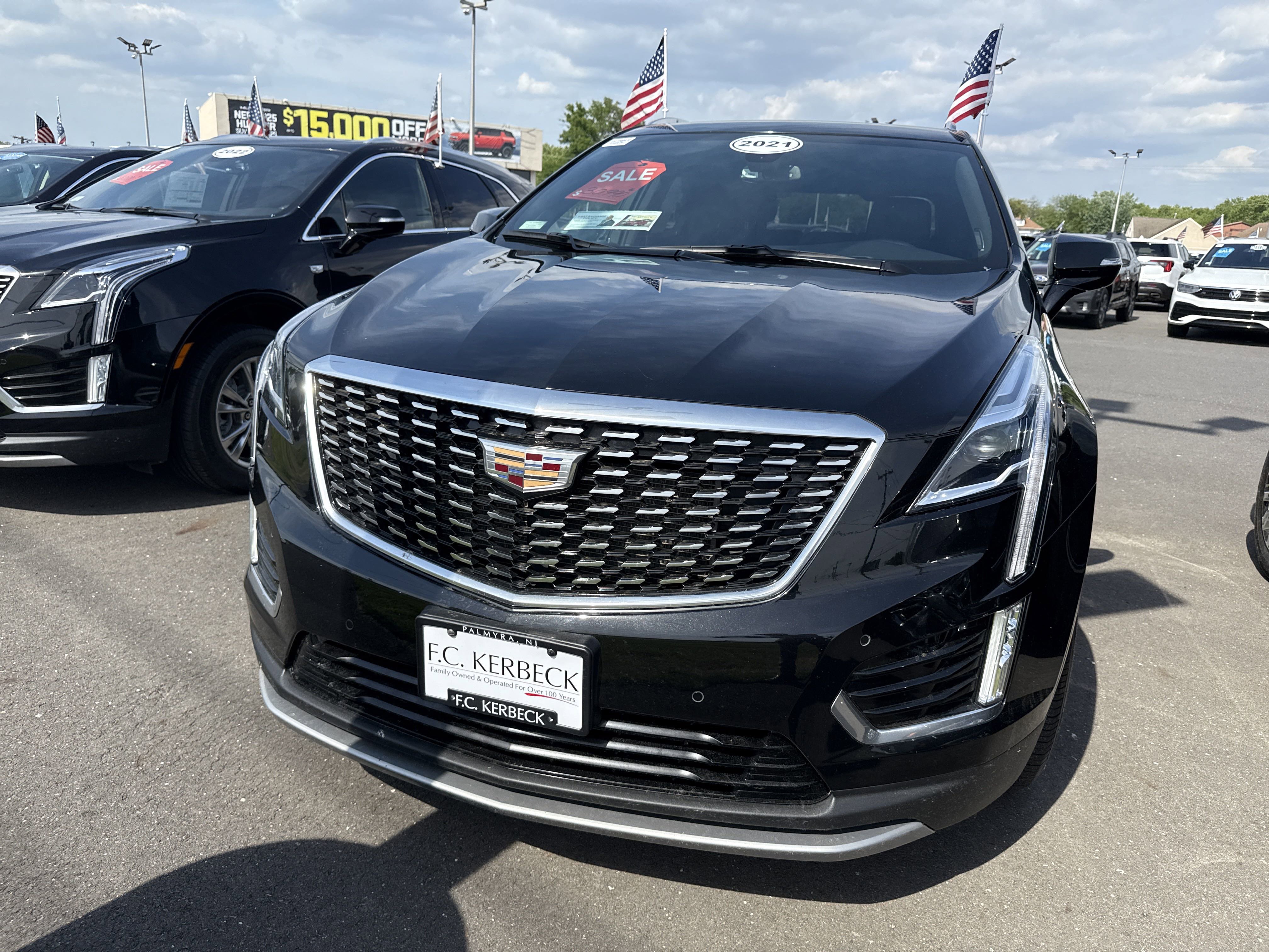 Used 2021 Cadillac XT5 Premium Luxury image 3
