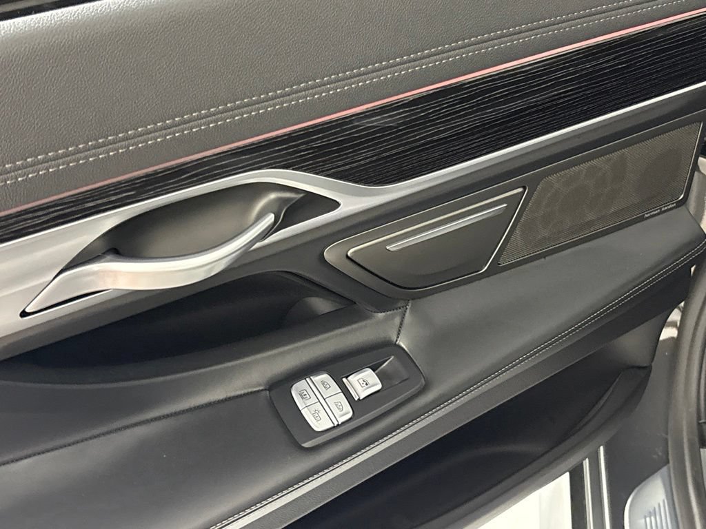 Used 2021 BMW 740i w/ M Sport Package RWD image 25
