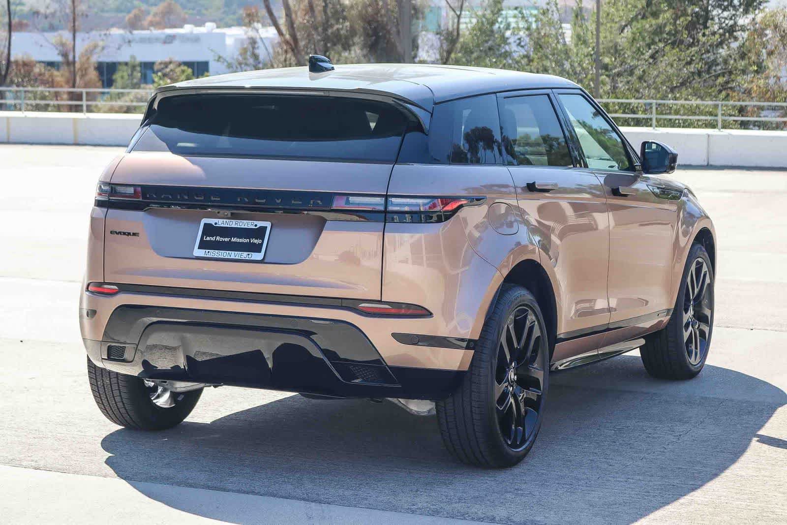 New 2026 Land Rover Range Rover Evoque Hoxton AWD/4WD image 4