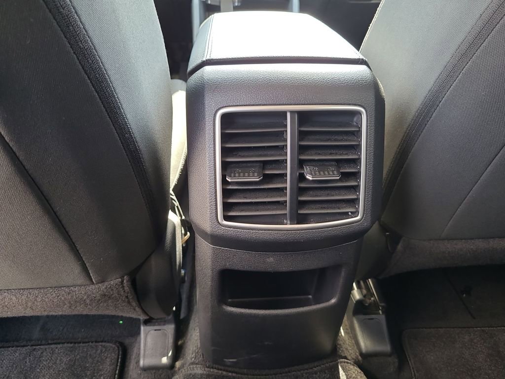 Used 2025 Kia Sportage LX FWD image 22