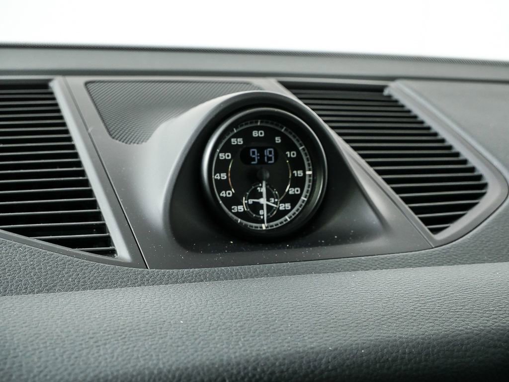 Certified 2023 Porsche Macan S w/ Premium Package Plus image 14