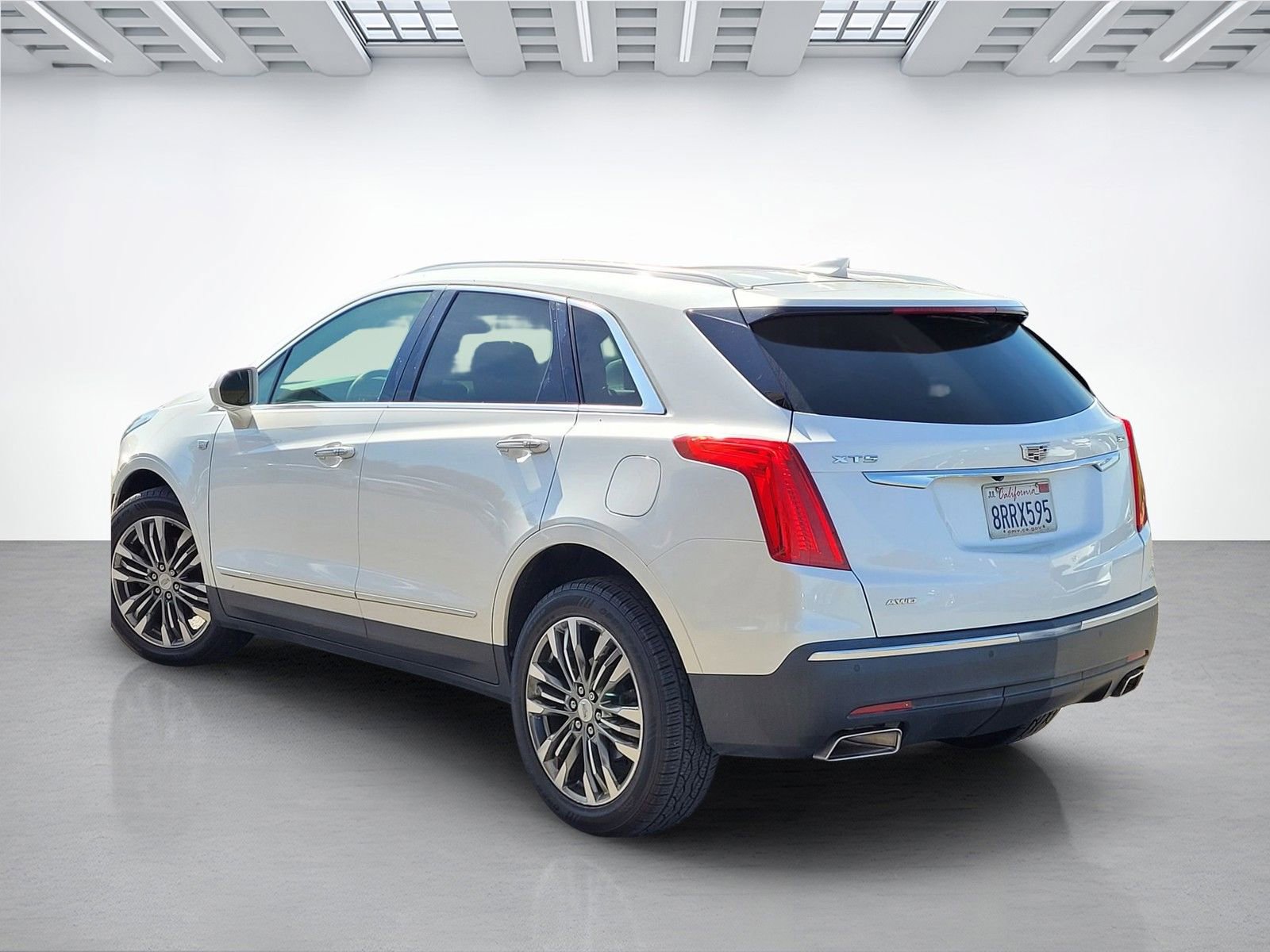 Used 2017 Cadillac XT5 Premium Luxury image 13