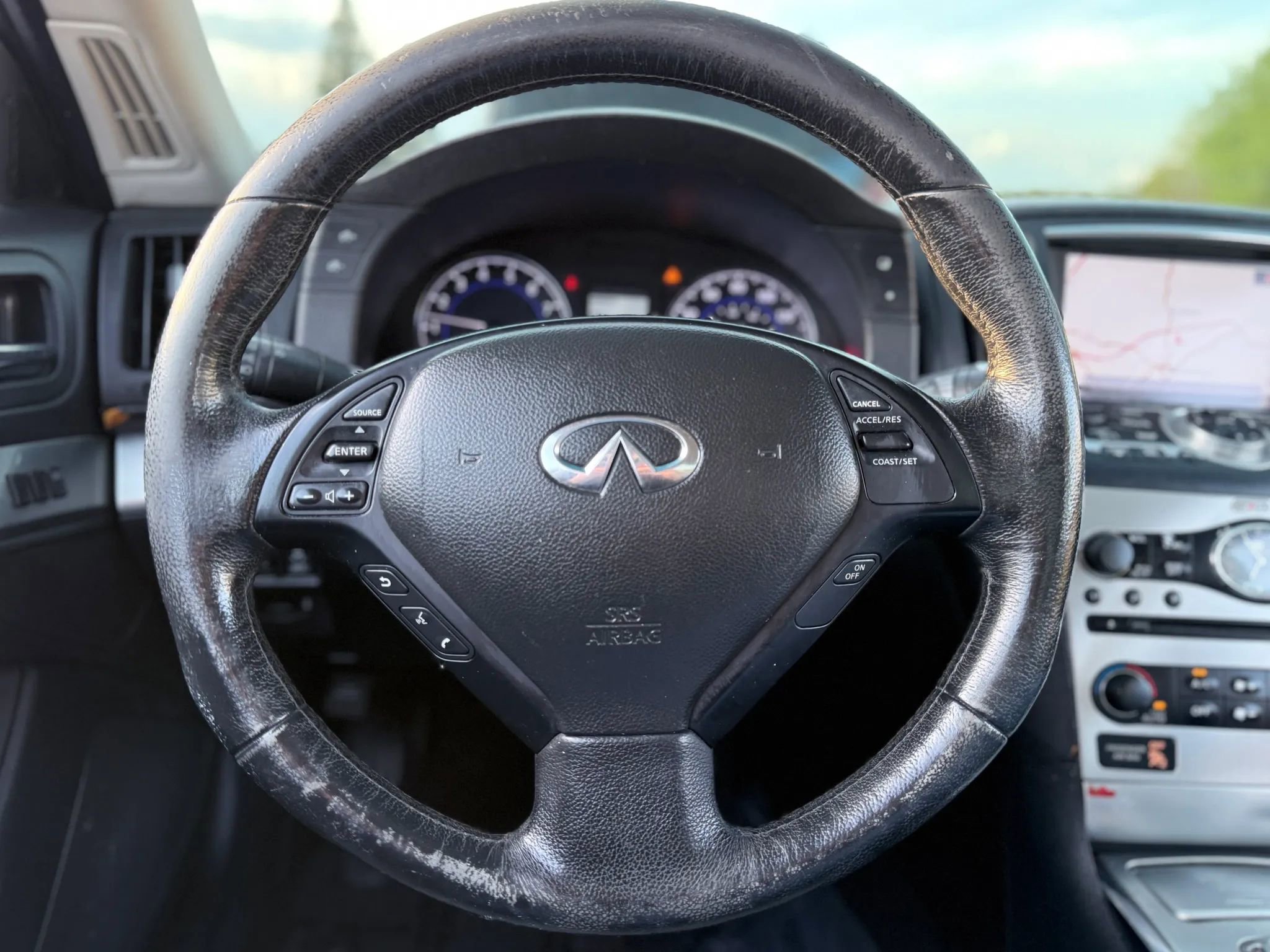 Used 2010 INFINITI G37 Sport w/ Premium Pkg image 24