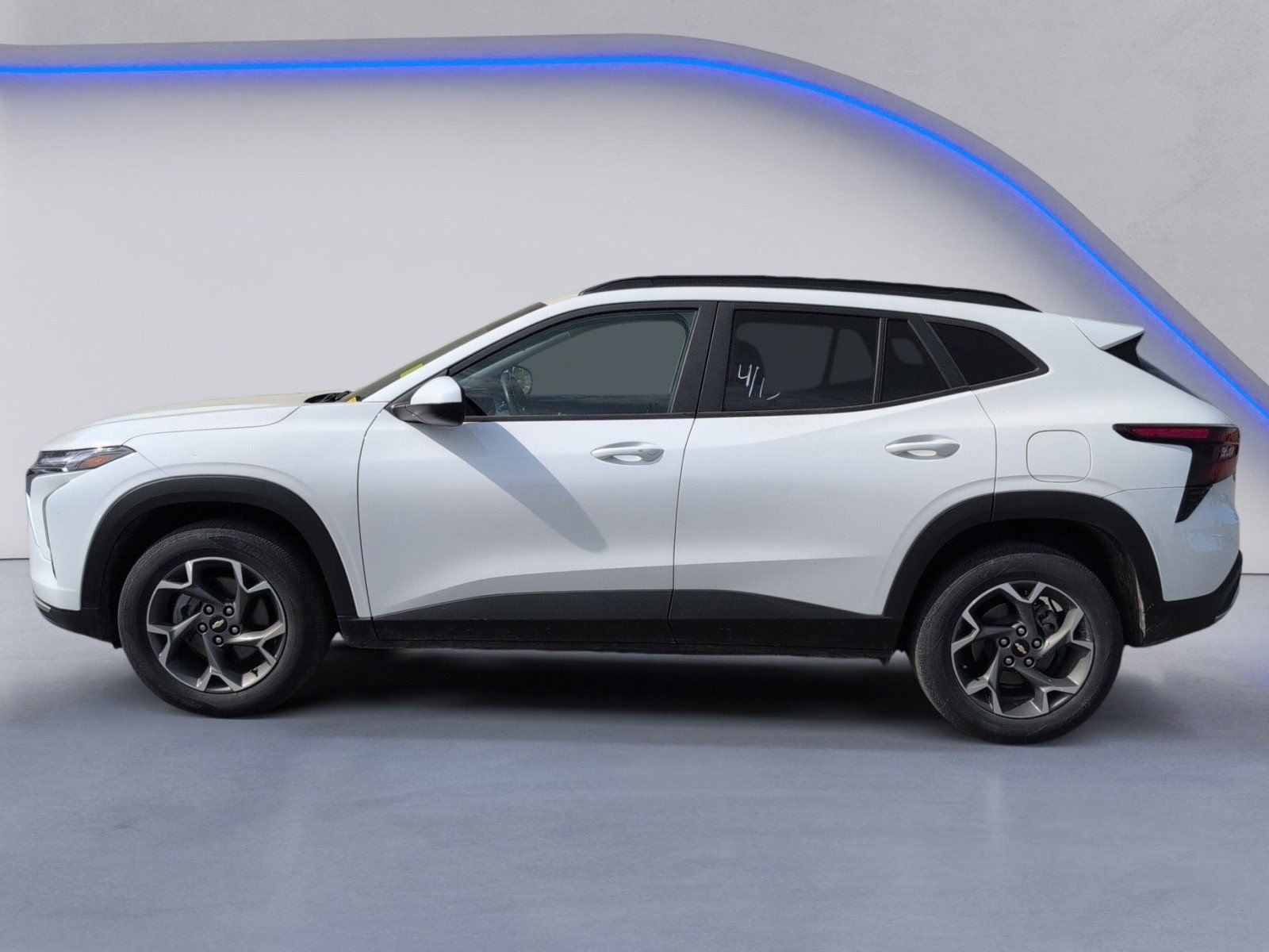 Used 2024 Chevrolet Trax LT w/ Driver Confidence Package image 5