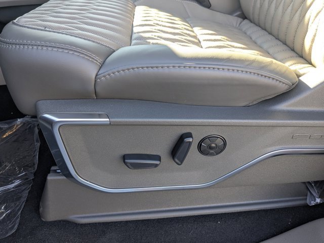 New 2026 Ford F450 Platinum w/ Platinum Plus Package image 17
