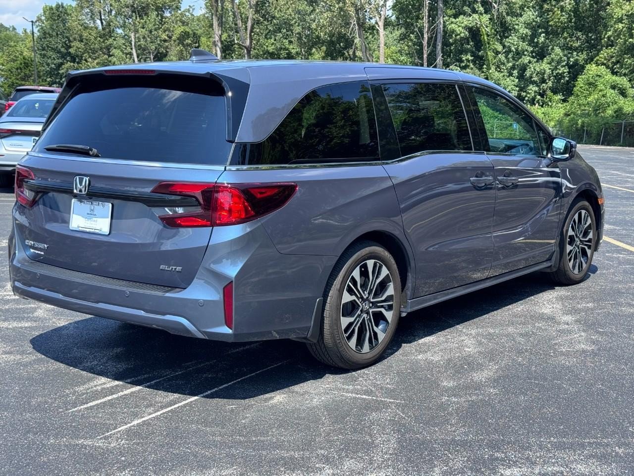 Certified 2025 Honda Odyssey Elite image 3