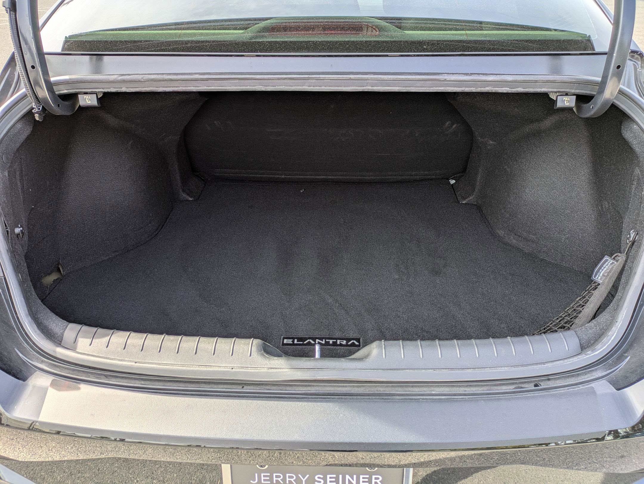 Used 2021 Hyundai Elantra SEL w/ Convenience Package FWD image 30