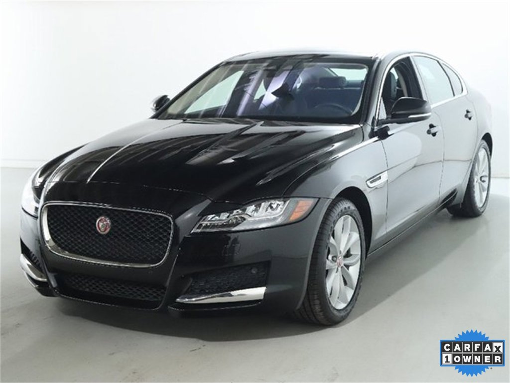 Used 2018 Jaguar XF Premium image 1
