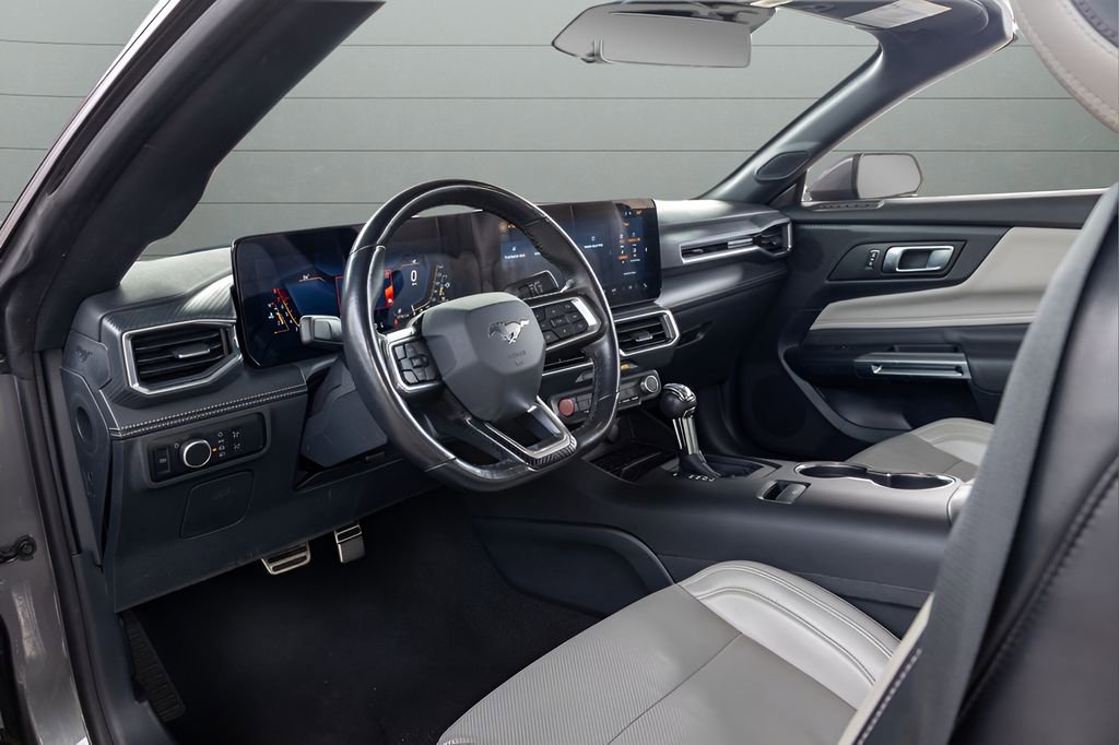 Used 2024 Ford Mustang Premium RWD image 35