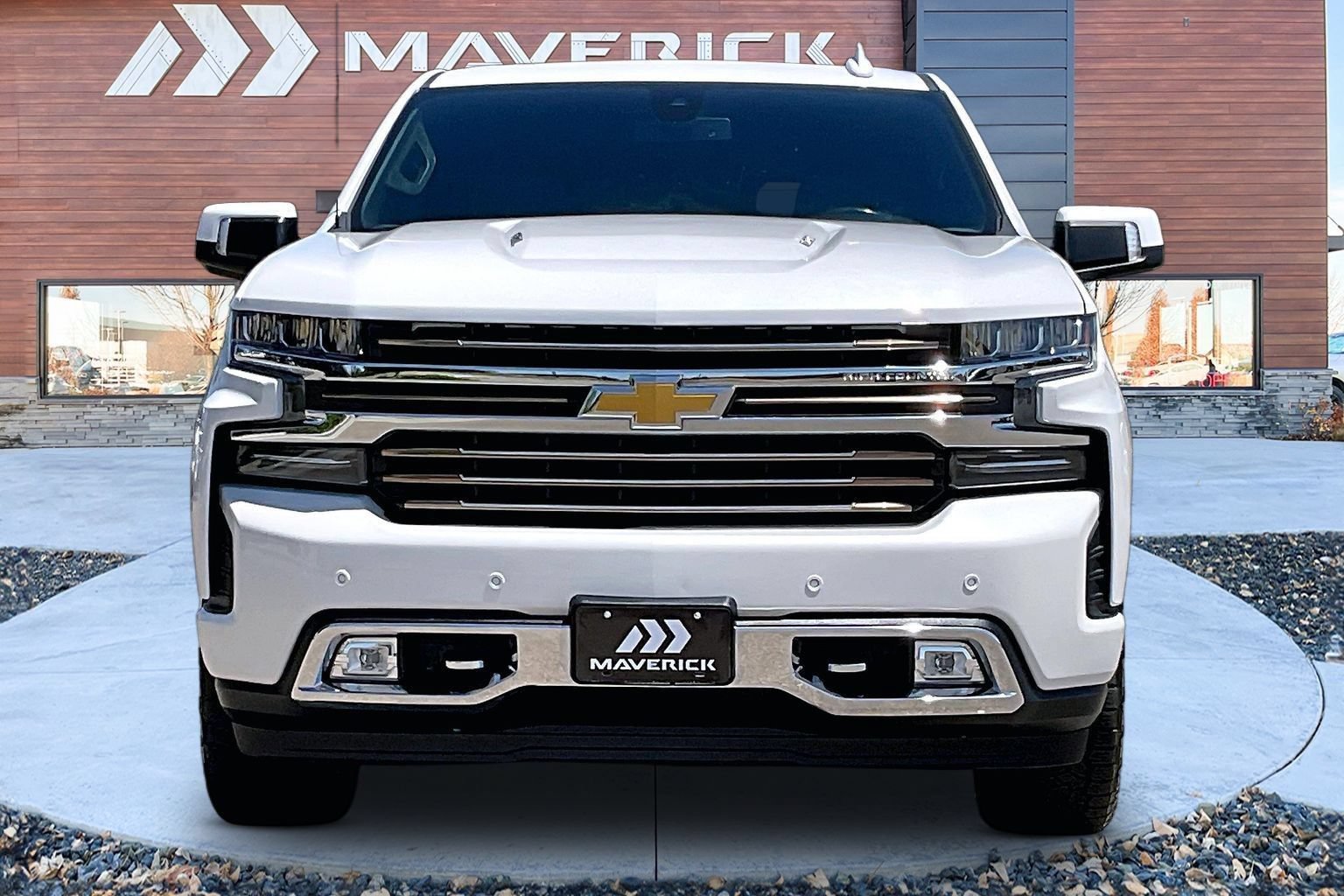 Used 2021 Chevrolet Silverado 1500 High Country AWD/4WD image 2