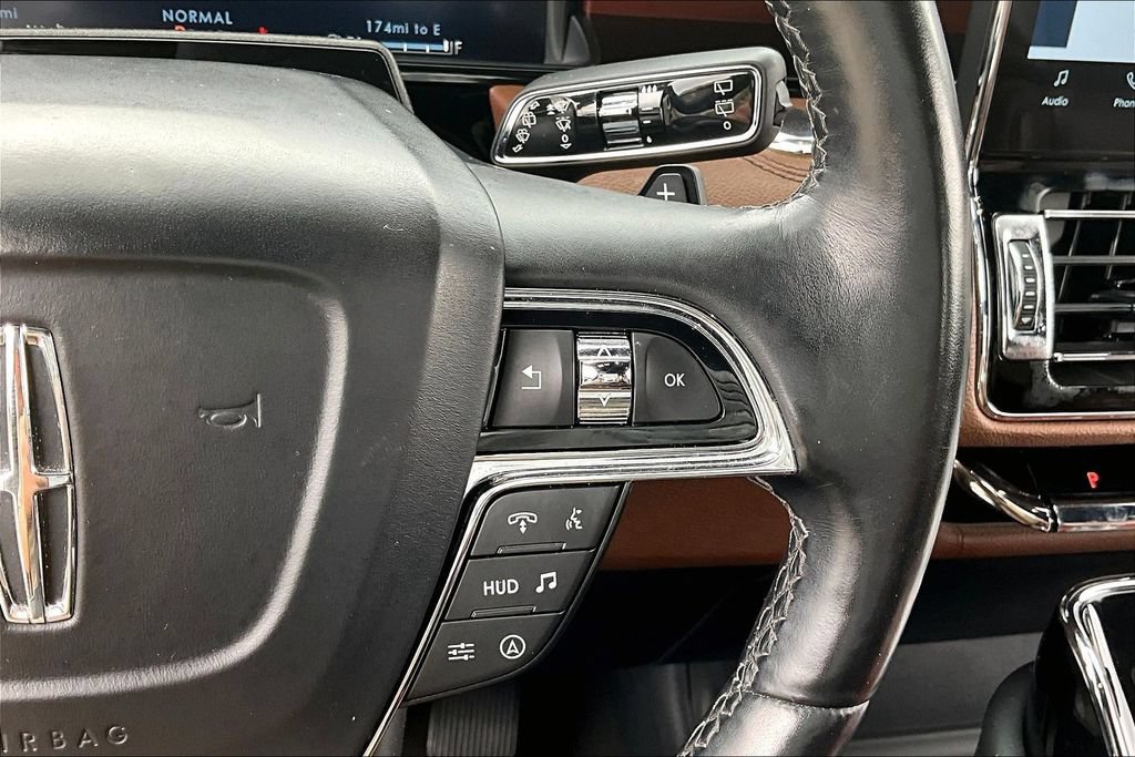 Used 2022 Lincoln Navigator Reserve AWD/4WD image 12