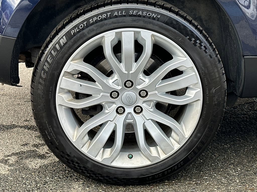 Used 2016 Land Rover Range Rover Sport HSE image 9