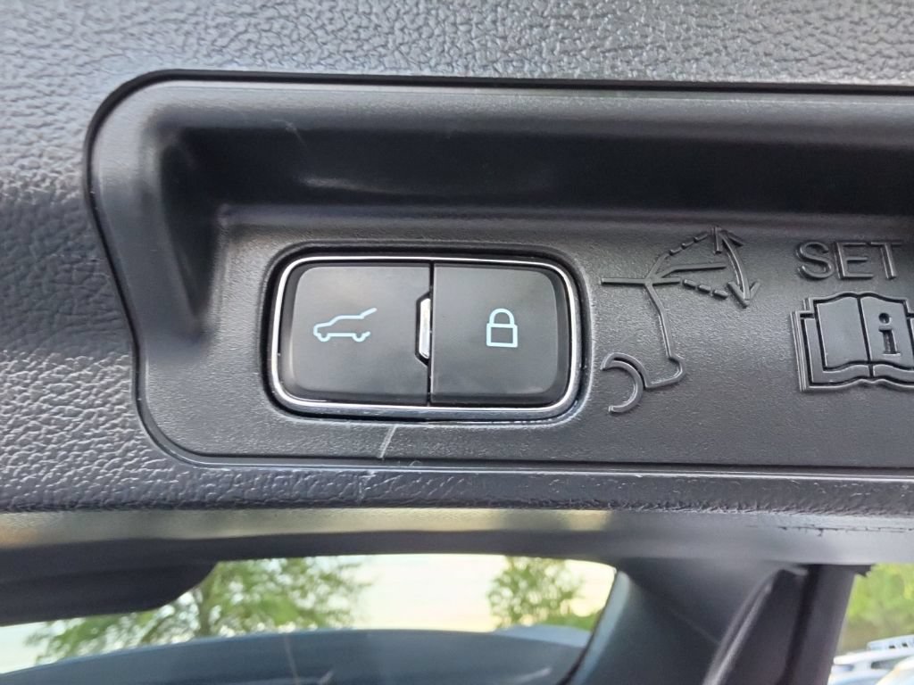 Used 2024 Ford Explorer Limited RWD image 71