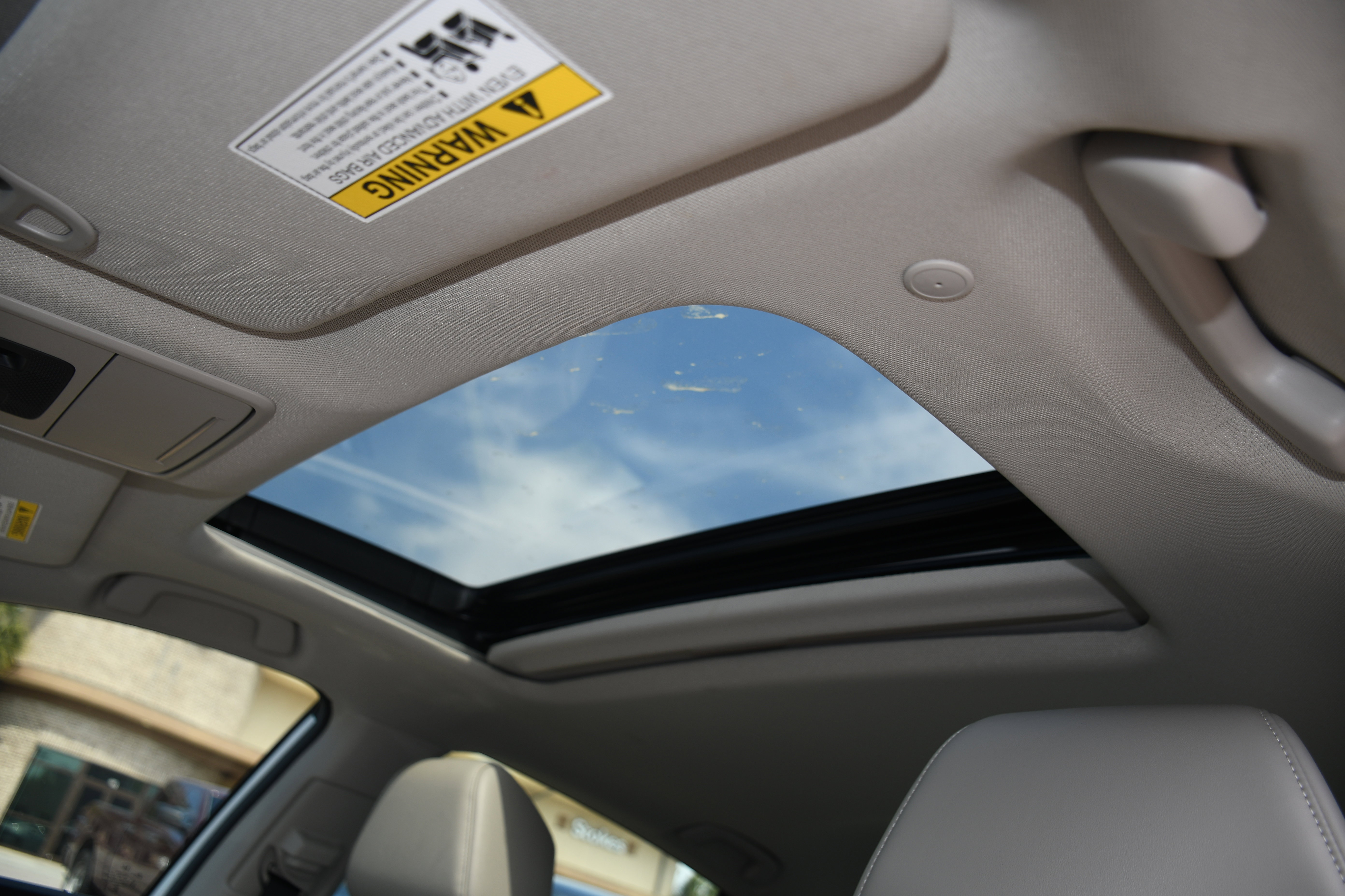 Used 2024 Honda Accord Touring image 7