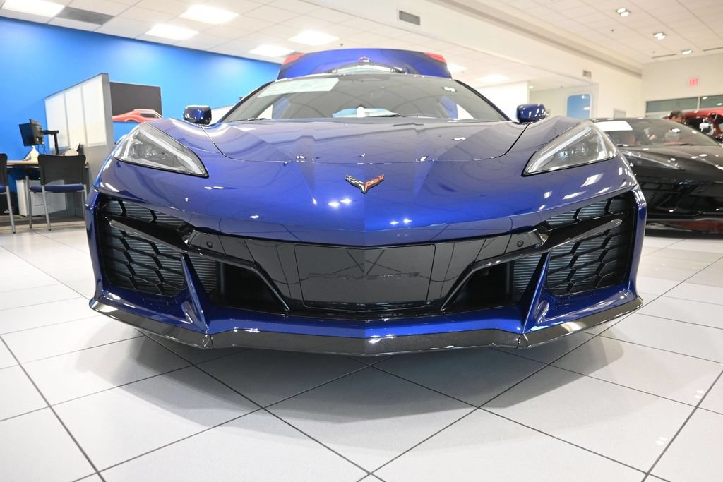 New 2027 Chevrolet Corvette Grand Sport w/ Battery Protection Package RWD image 5