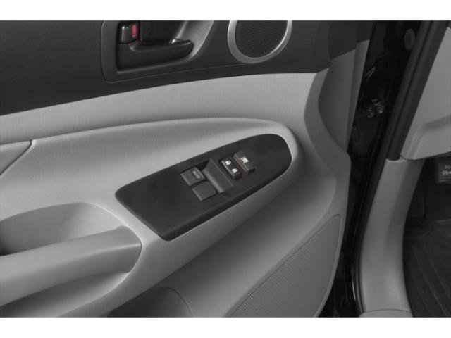 Used 2015 Toyota Tacoma PreRunner w/ Convenience Package RWD image 18