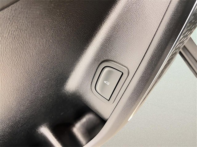 Certified 2025 Buick Enclave Preferred image 17