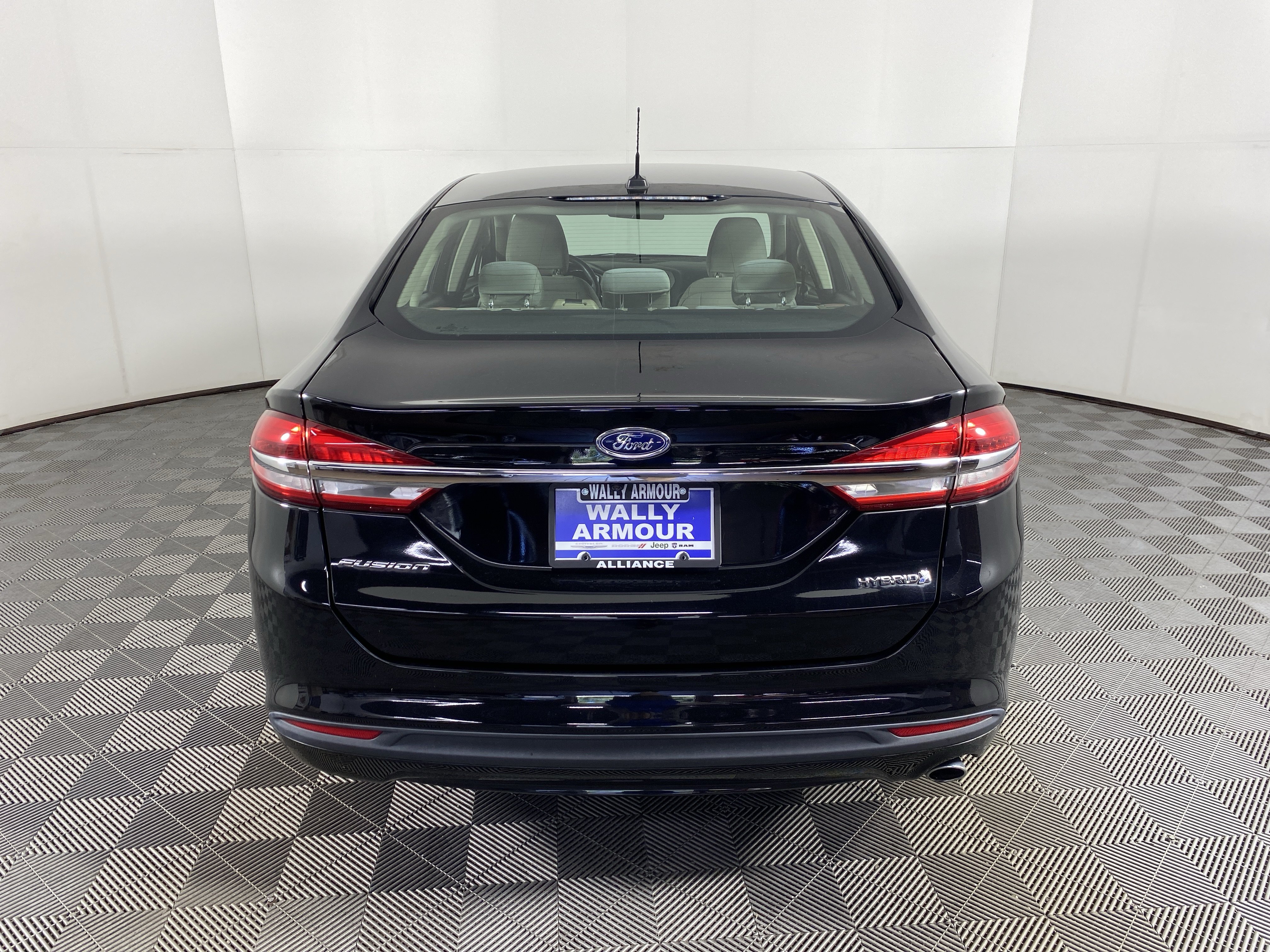 Used 2018 Ford Fusion S FWD image 7