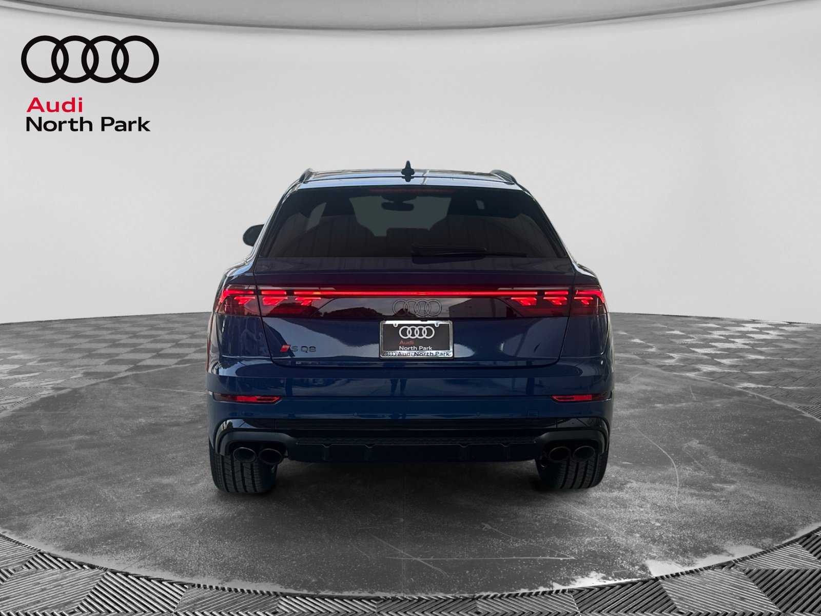 New 2026 Audi SQ8 Prestige AWD/4WD image 4