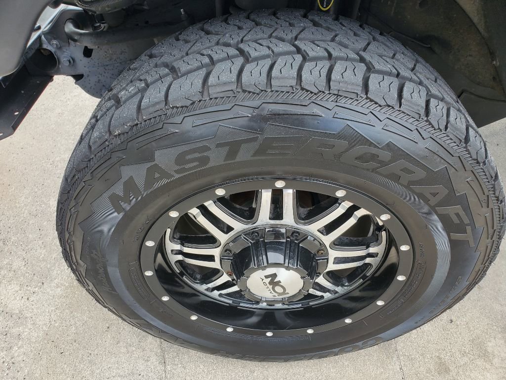 Used 2006 Jeep Wrangler X w/ Jeep 65th Anniversary Edition AWD/4WD image 15