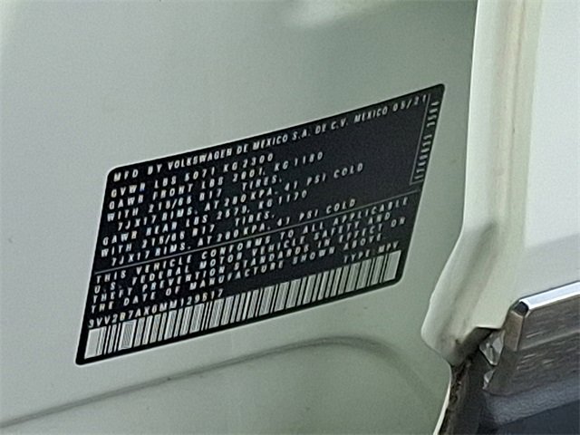 Used 2021 Volkswagen Tiguan SE image 27