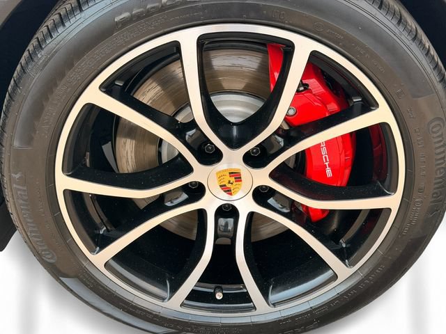 Used 2024 Porsche Cayenne S AWD/4WD image 9