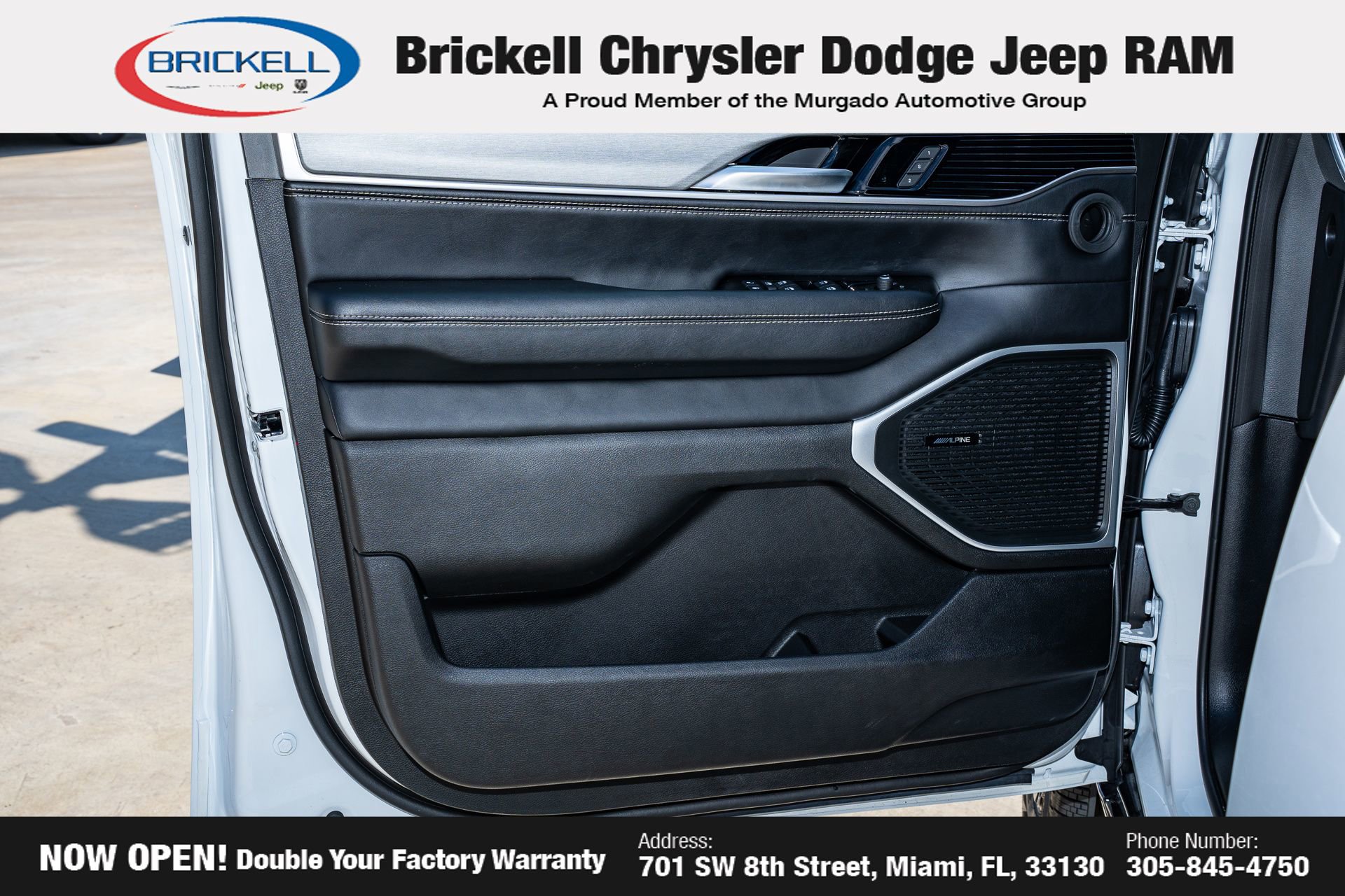 Used 2025 Jeep Wagoneer Series II w/ Convenience Group I AWD/4WD image 13