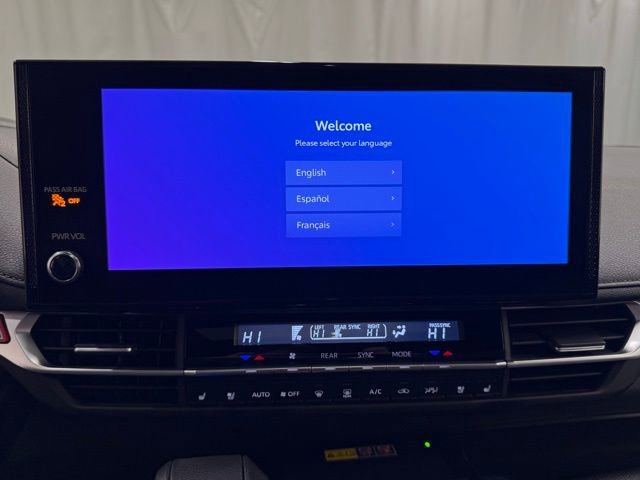 Certified 2025 Toyota Sienna Platinum AWD/4WD image 15
