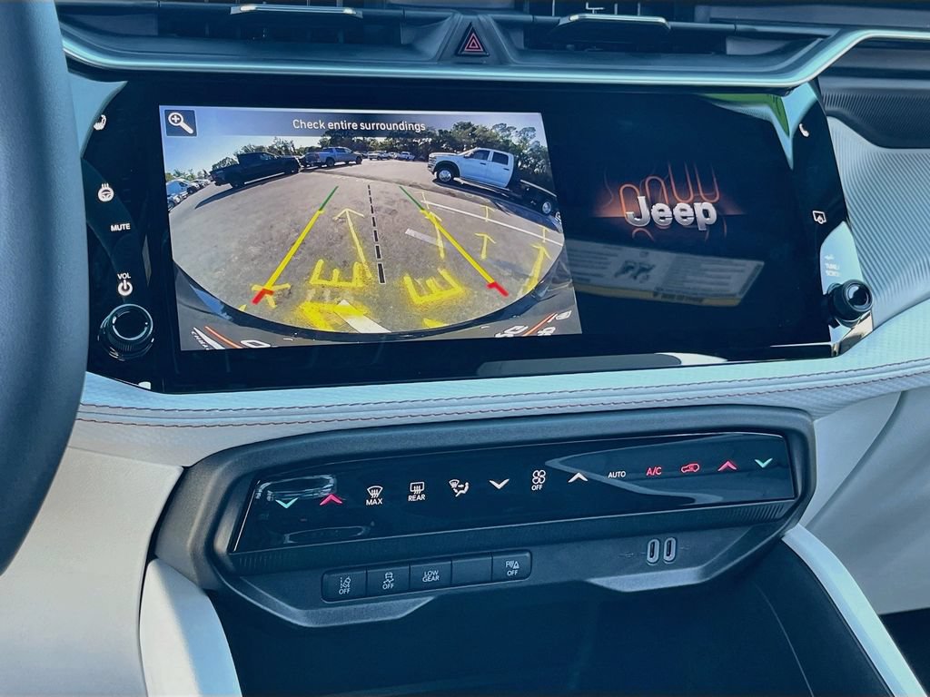 New 2026 Jeep Cherokee Limited AWD/4WD image 13