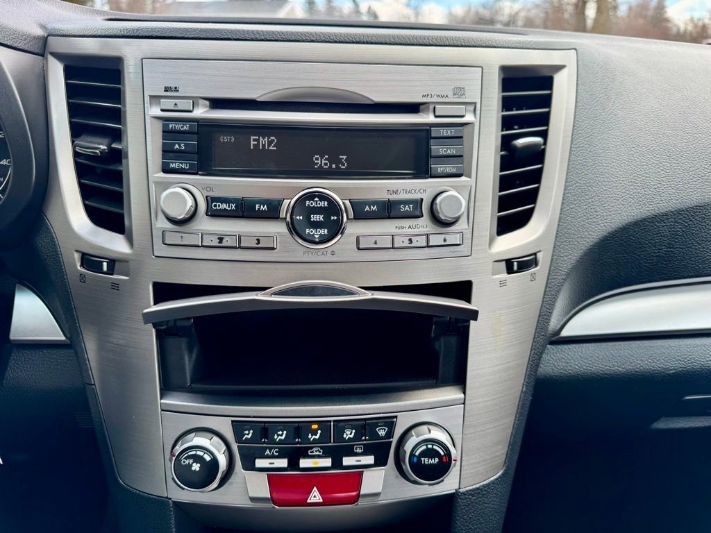 Used 2011 Subaru Legacy 2.5i Premium w/ All-Weather Pkg image 20