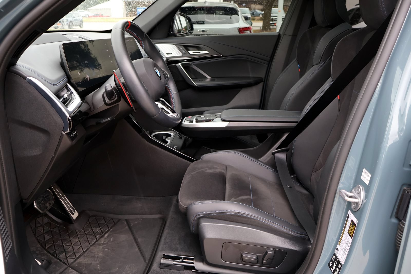 Used 2025 BMW X1 M35i w/ Premium Package AWD/4WD image 18