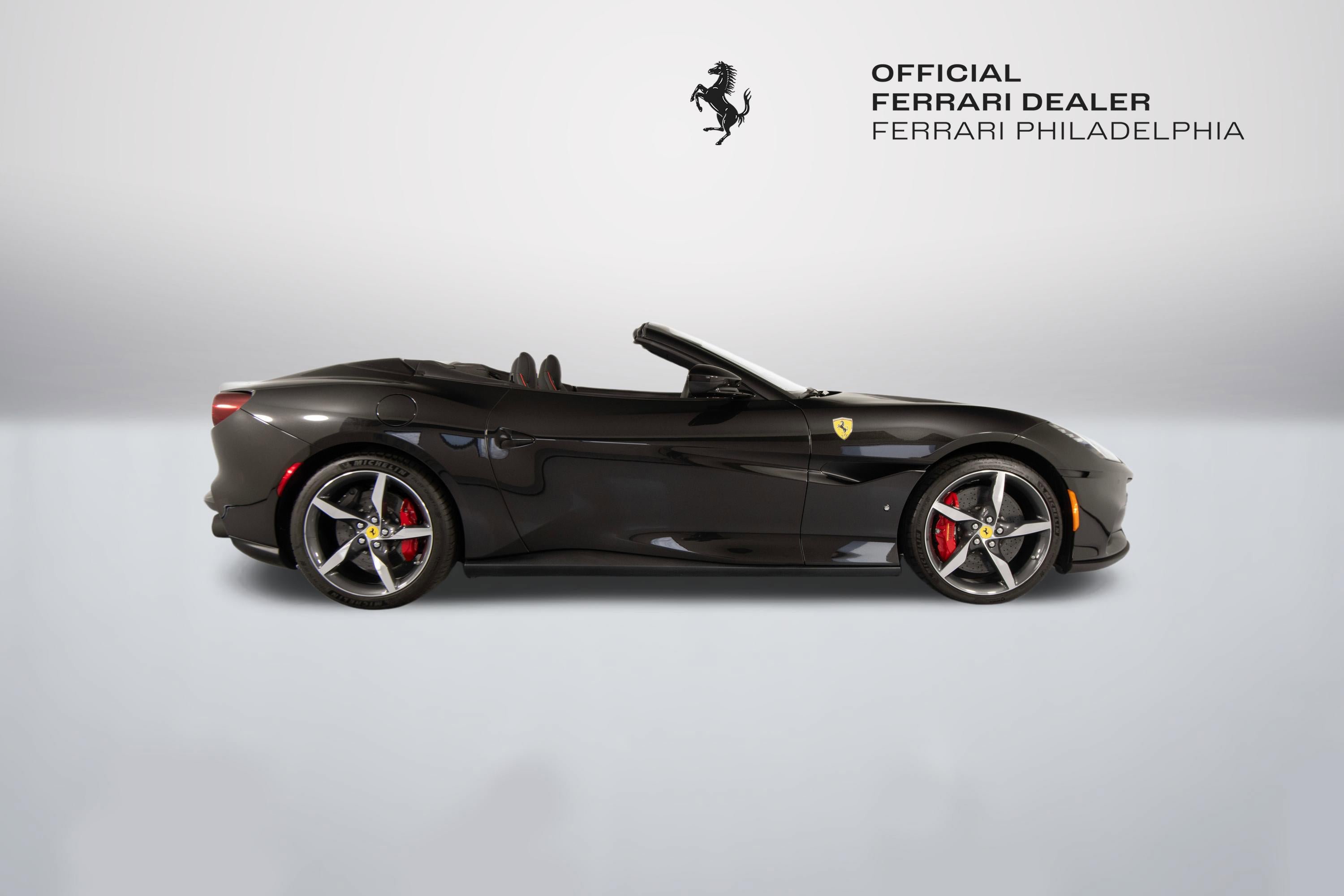 Certified 2022 Ferrari Portofino M image 9