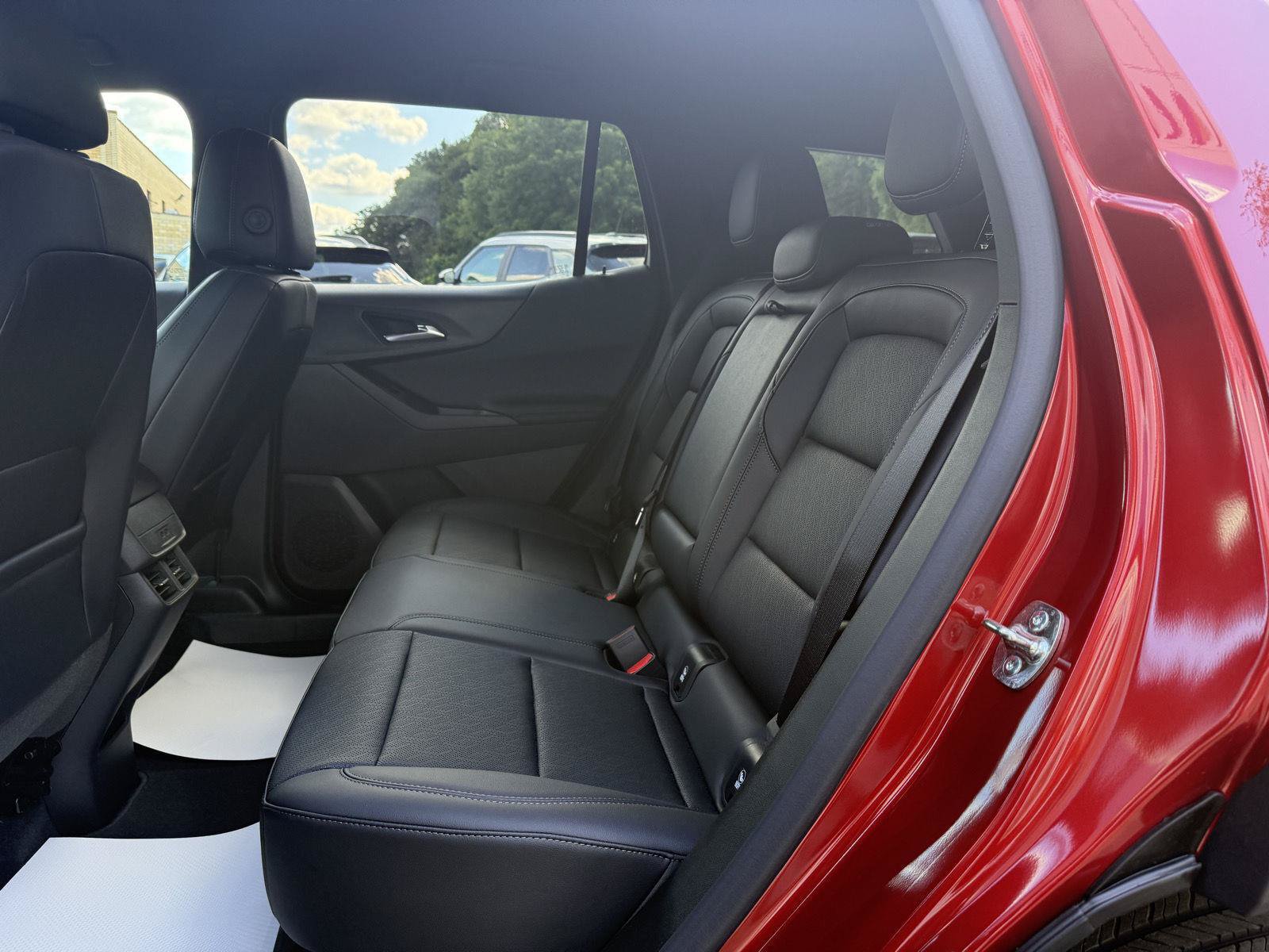 New 2027 Chevrolet Equinox LT w/ Convenience Package II AWD/4WD image 19