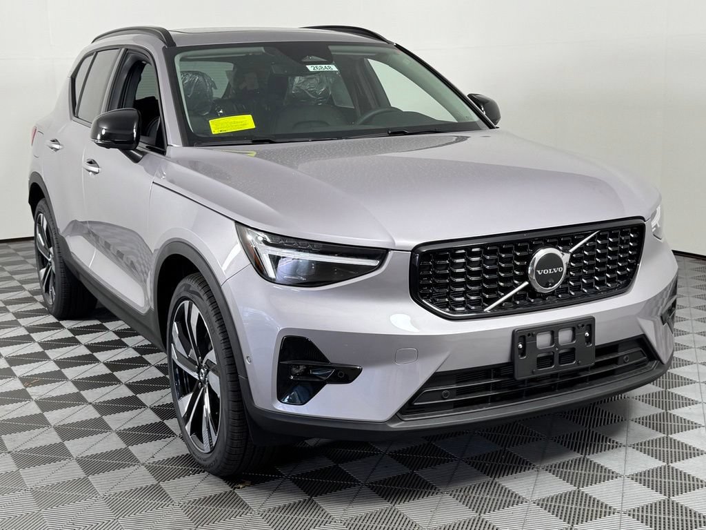 New 2026 Volvo XC40 B5 Ultra w/ Protection Package Premier AWD/4WD image 3