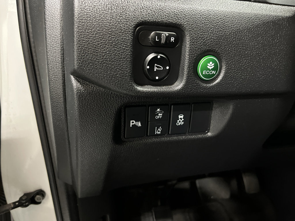 Used 2020 Honda Pilot Touring image 19