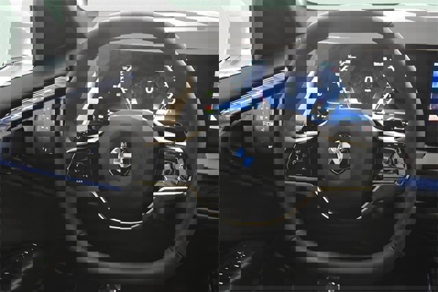 Used 2025 BMW X3 xDrive30i w/ Convenience Package image 26