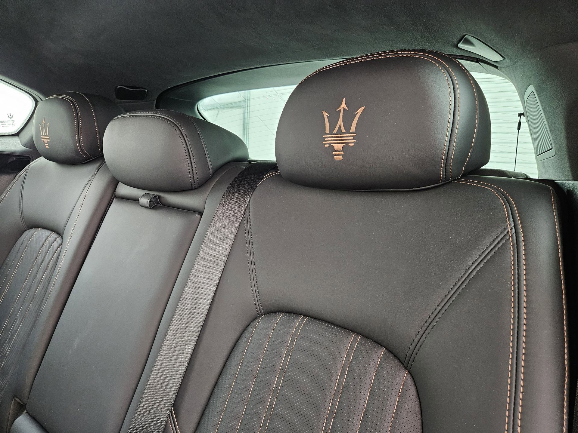 Used 2022 Maserati Levante Modena AWD/4WD image 37