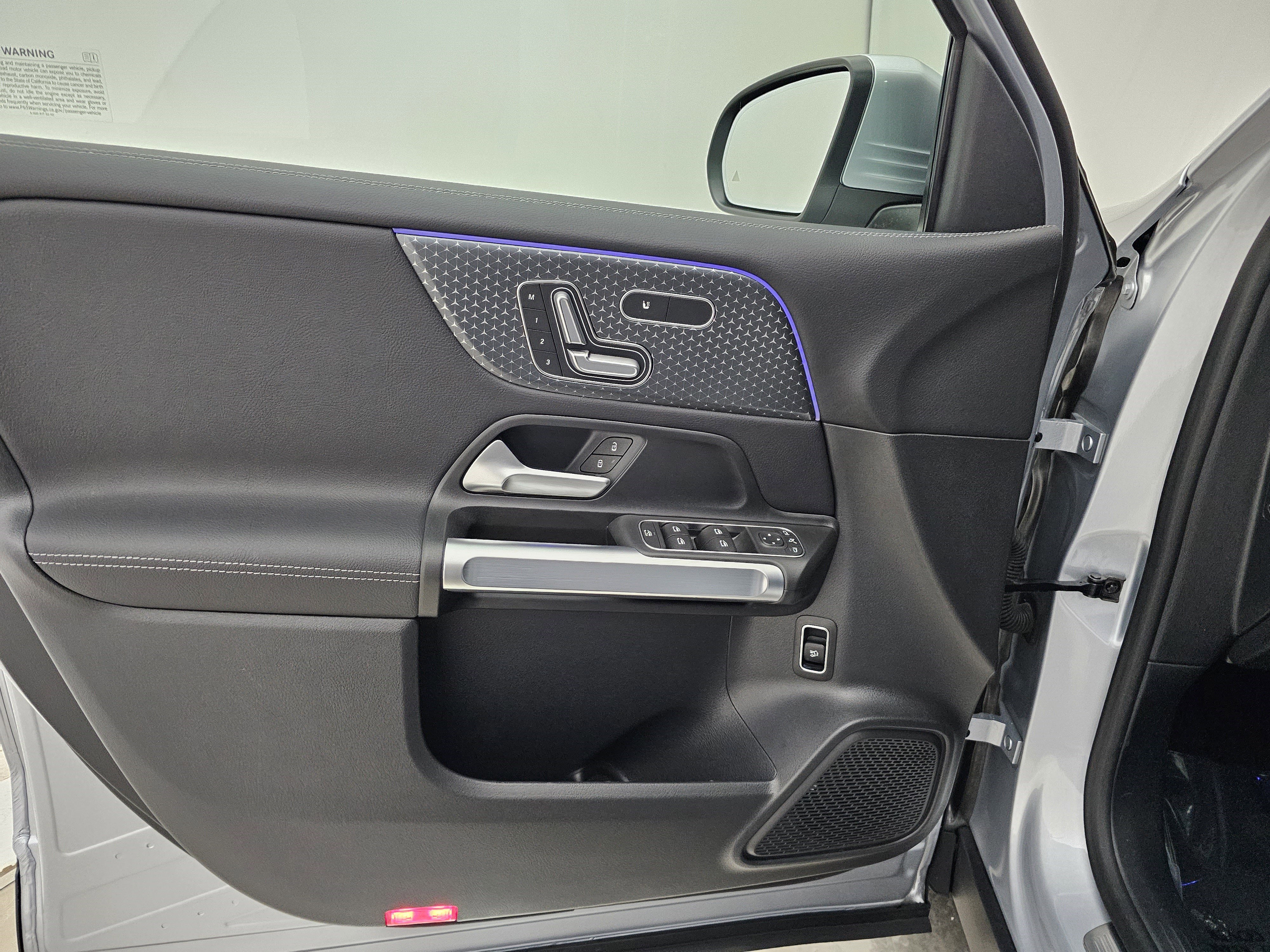 Certified 2025 Mercedes-Benz GLB 250 4MATIC image 12