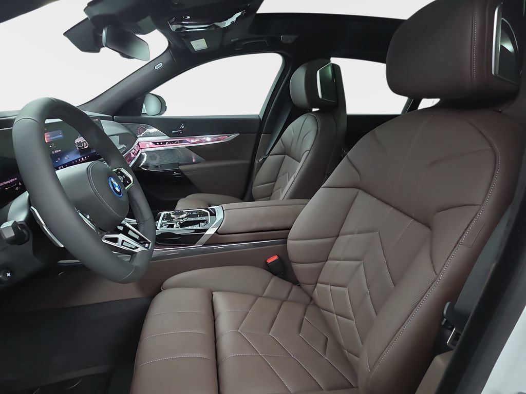 New 2026 BMW i7 xDrive60 w/ Executive Package AWD/4WD image 15