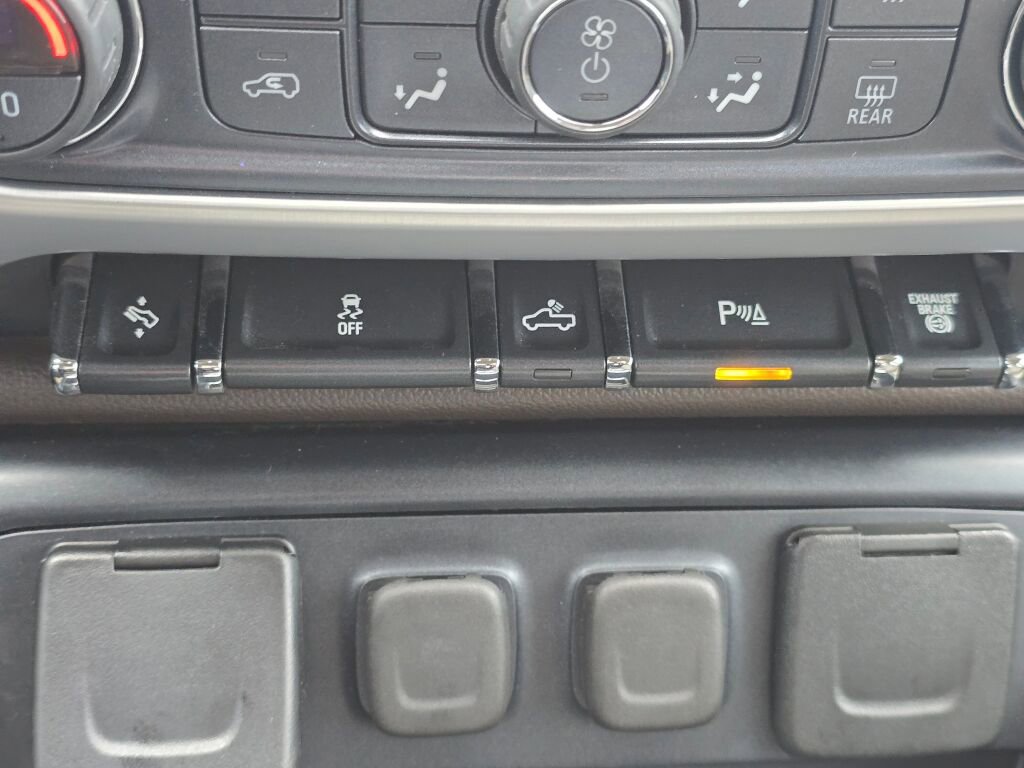 Used 2017 GMC Sierra 2500 SLT w/ Duramax Plus Package image 32