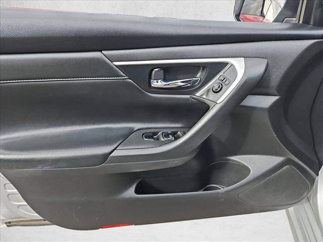 Used 2018 Nissan Altima 2.5 SL FWD image 9