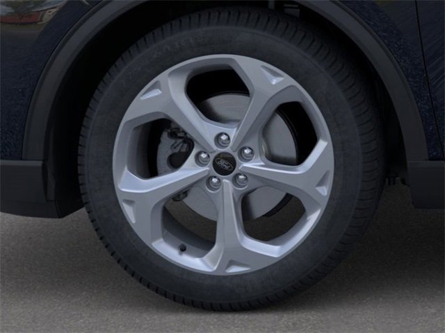 Used 2025 Ford Escape ST-Line w/ Cold Weather Package image 19