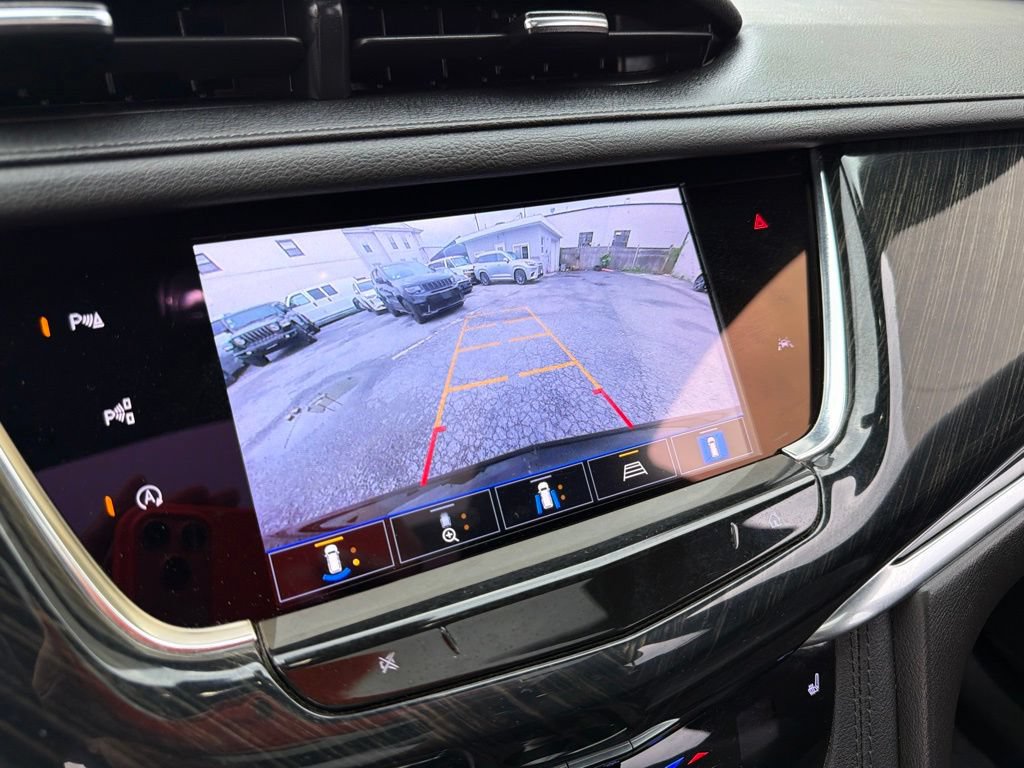 Used 2022 Cadillac XT6 Premium Luxury w/ Technology Package AWD/4WD image 41